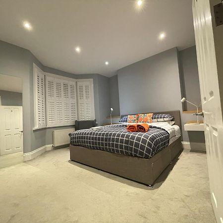 Home In Greenwich Near The O2 伦敦 外观 照片